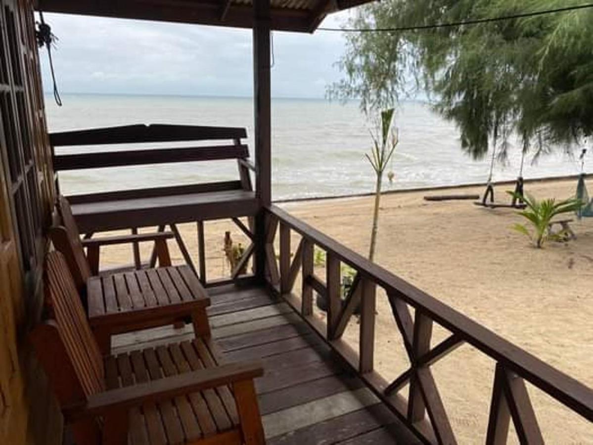 Pinks Bungalow Baan Tai Esterno foto