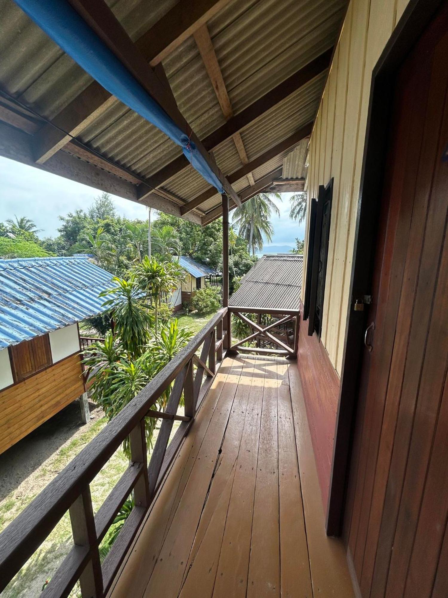 Pinks Bungalow Baan Tai Esterno foto