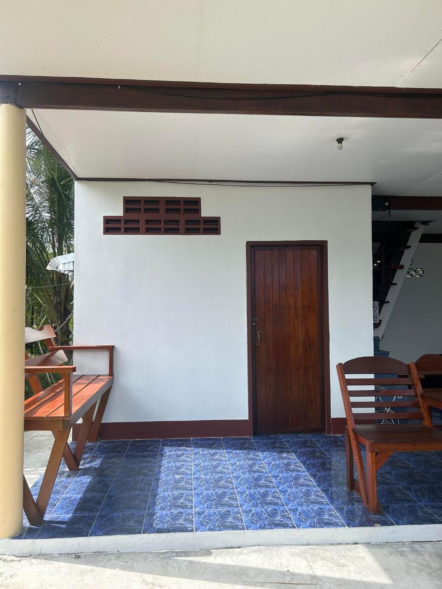 Pinks Bungalow Baan Tai Esterno foto