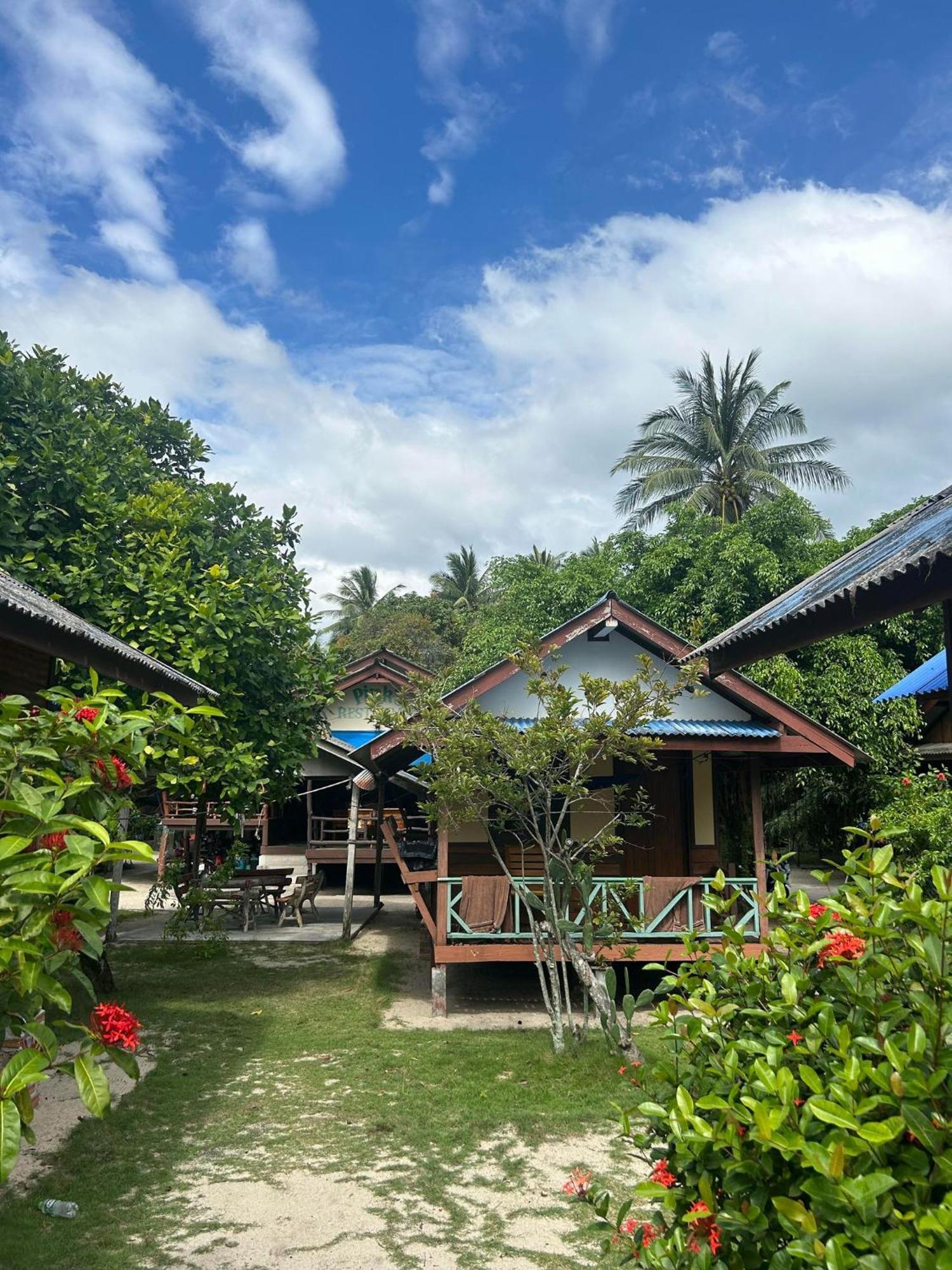 Pinks Bungalow Baan Tai Esterno foto